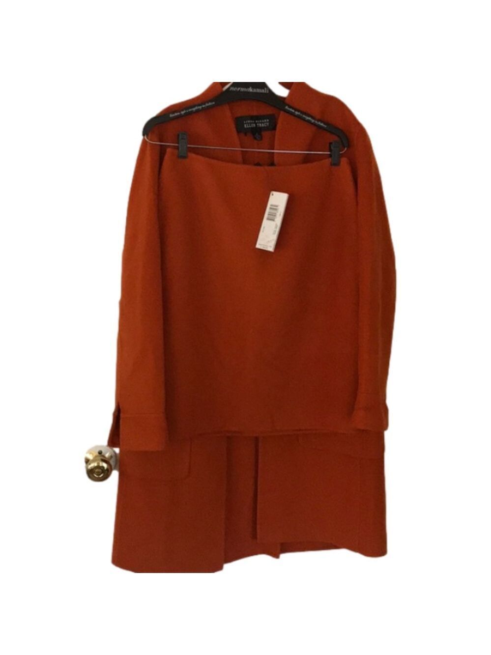 Linda Allard Ellen Tracy Suit